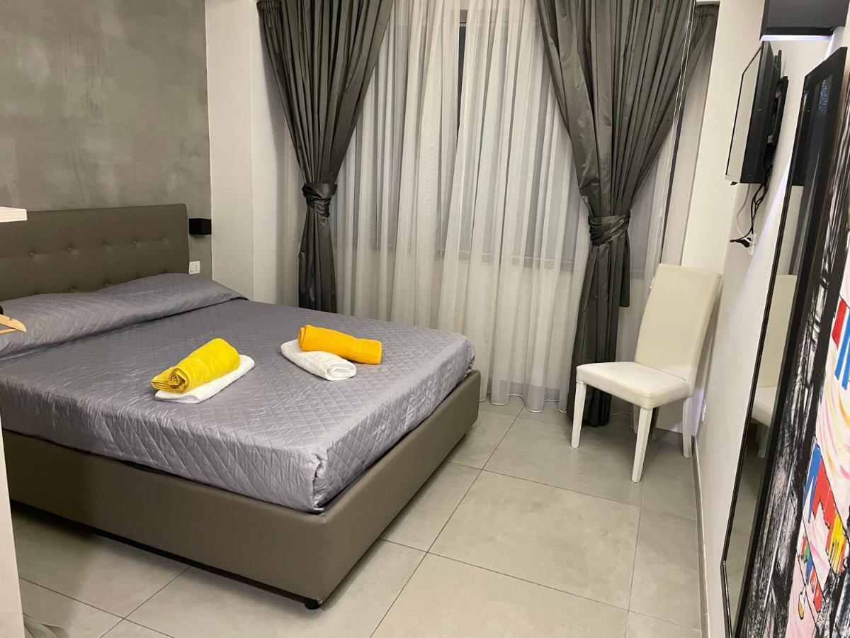 Napoli Via Toledo Bed & Breakfast Dış mekan fotoğraf
